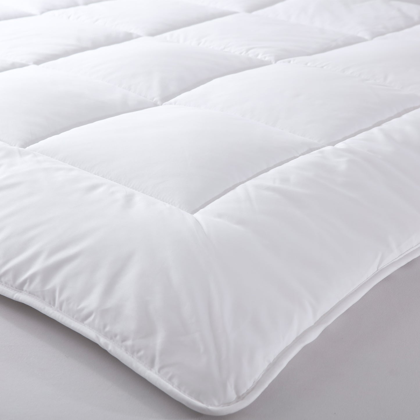 Deluxe 260GSM Eco-Silk Touch Quilt - King