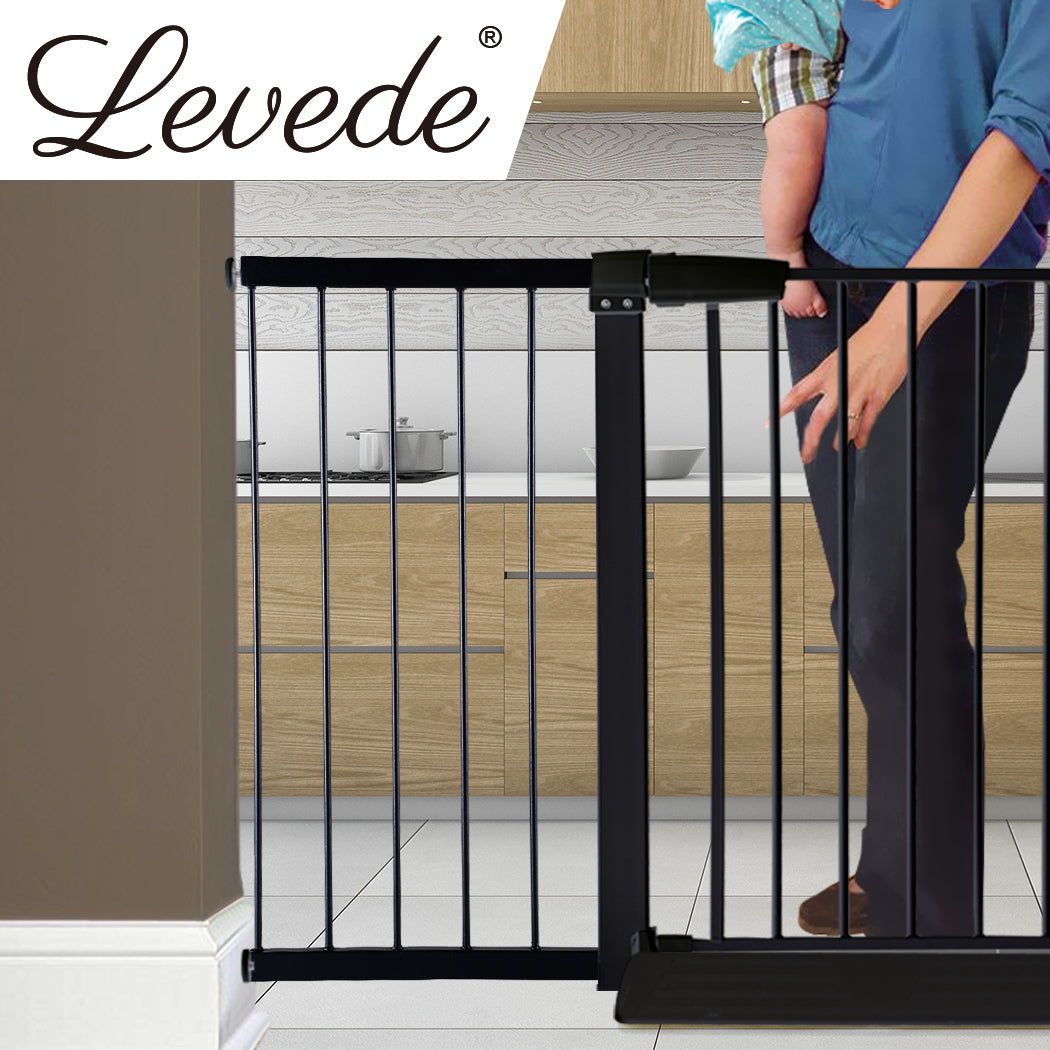 Levede Baby Safety Gate Adjustable Pet Black 45cm Extension